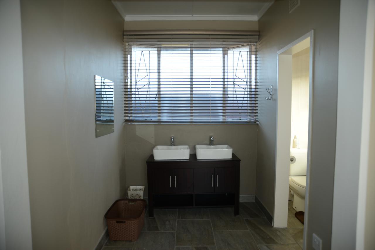 هاريسميذ Skylight Lodge المظهر الخارجي الصورة